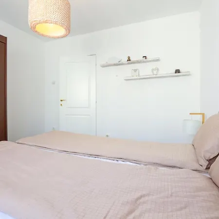 La Bloc - At The Block Apartment
